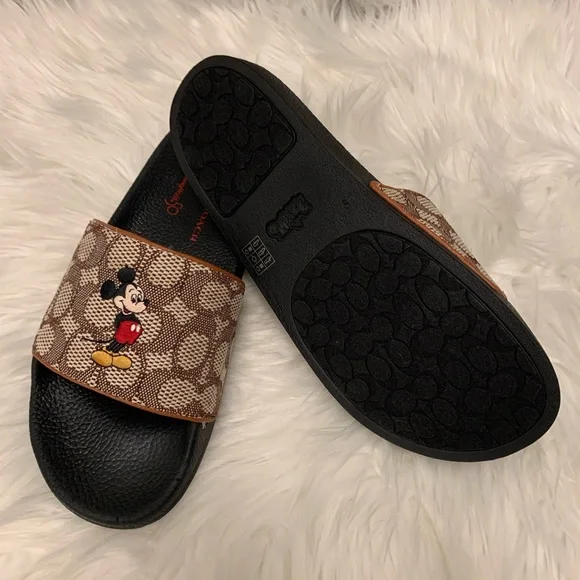 Coach Disney Slides - Picture 4 of 5